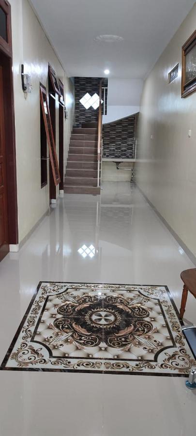 M1 Residence Manado Exteriör bild